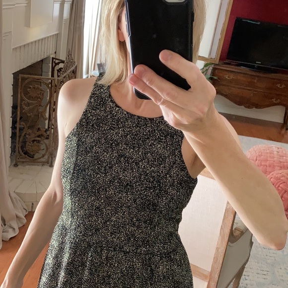 Adorable sparkly dress - Picture 2 of 12